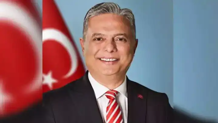 CHP Genel Başkan Adayı Ümit Uysal: Kimdir ve Geçmişi Nasıldır?