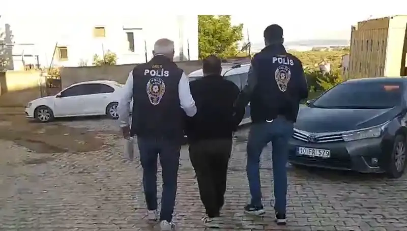 Balıkesir'de Dolandırıcılık Operasyonu! 4 Kişi Tutuklandı