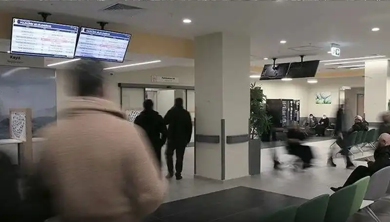 MHRS’de Randevu Bekleyenler Yüzde 61 Azaldı: Sağlıkta Yeni Dönem