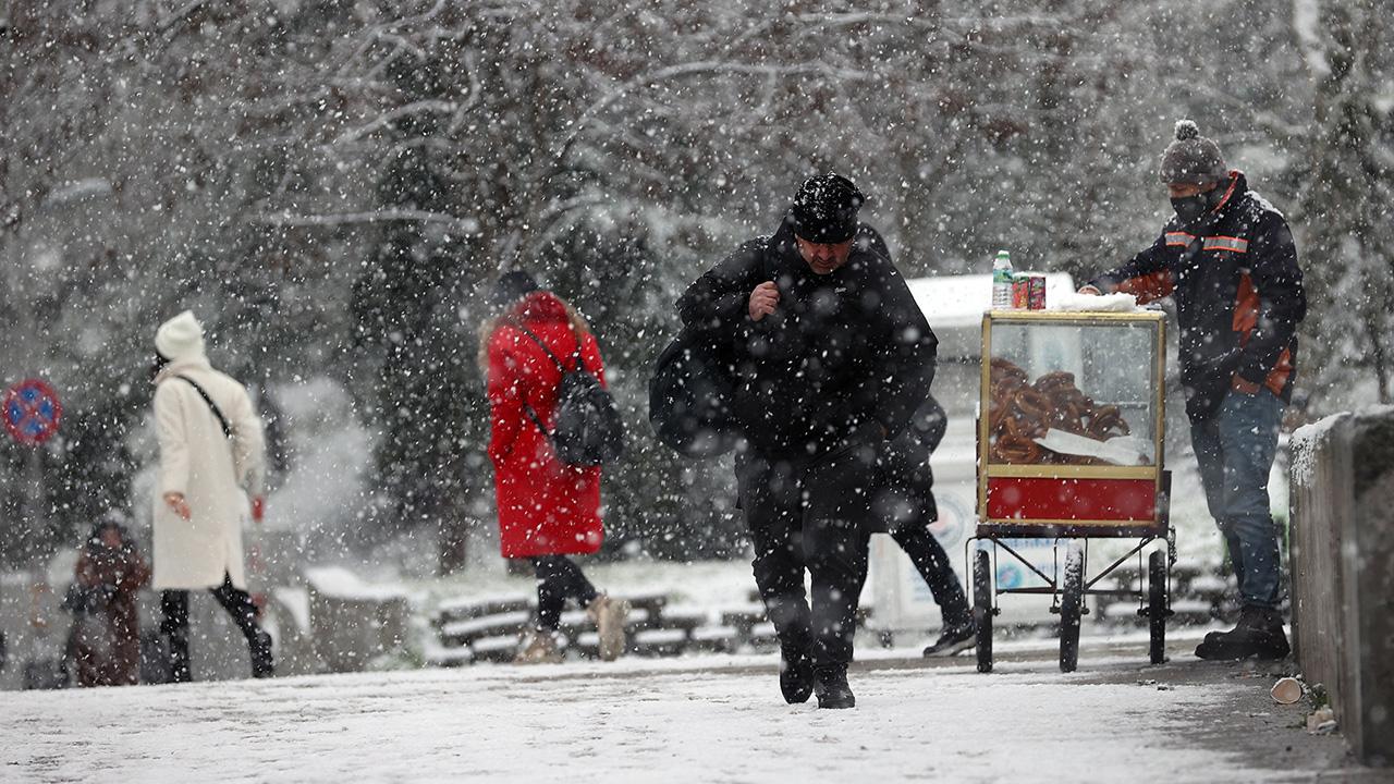 Meteoroloji kar yağışı uyarılarını arttırdı