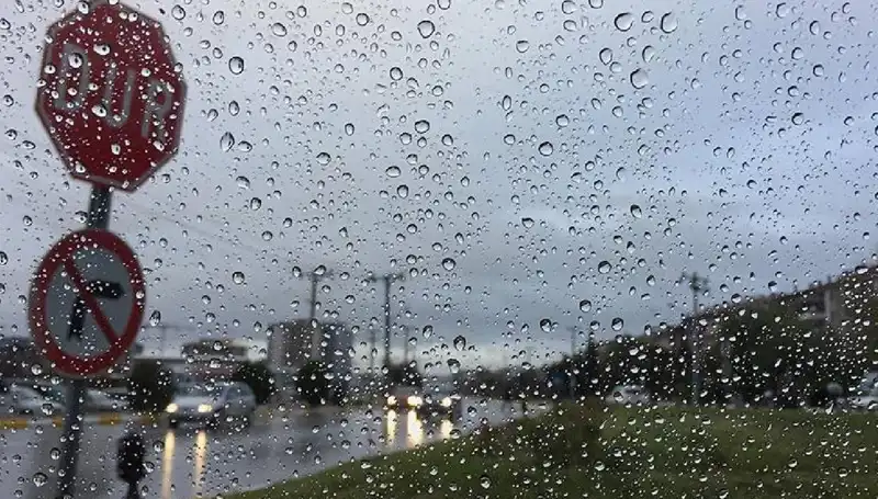 Meteoroloji’den Çarpıcı Uyarı: 20 İlde Sıcaklık Düşüyor ve Yağmur Geliyor!