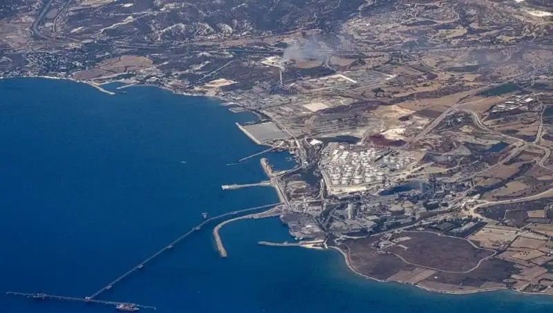 ABD'nin İsrail'e Gönderdiği Silahlar İçin Güney Kıbrıs Durağı