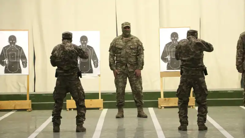 Bordo Berelilere Nefes Kesen Eğitim: Koruma Stratejileri Göz Dolduruyor