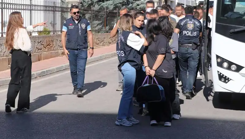 6 İl, 12 Milyonluk Dolandırıcılık Ağı: Escort Skandalı Ortaya Çıktı