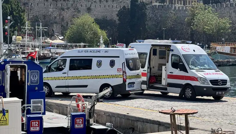 Antalya'da Denizde Bulunan Erkek Cesedi, Sırlarıyla Gündemi Sarstı