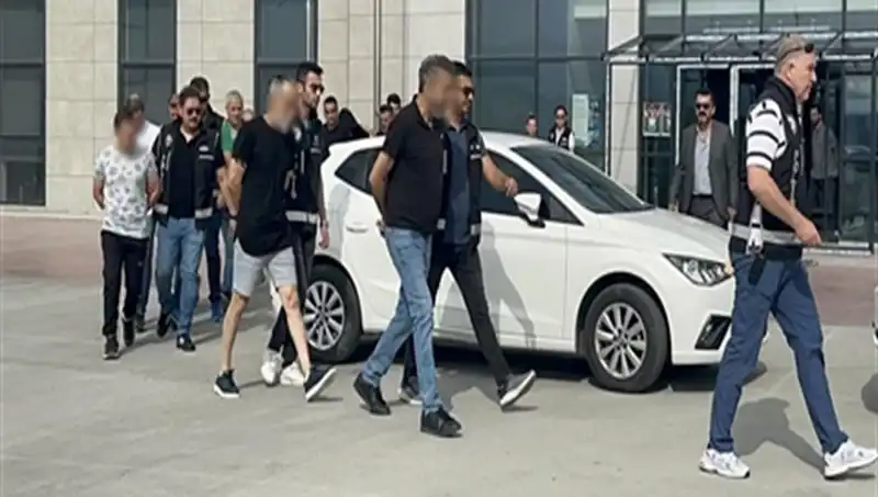 36 Bin Kişiyi 'Hayal' ile Dolandırdılar: Turizm Firması mı, Örgüt mü?