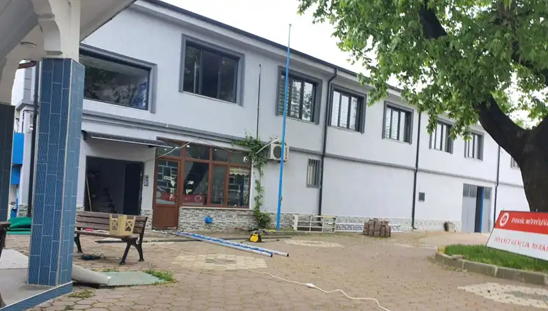 Tabela Takarken 3 Metreden Düşen İşçi Hayatını Kaybetti: Olayın Detayları Şoke Etti