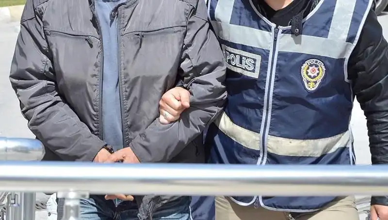 Samsun'da Uyuşturucu Çetesi Çökertildi: 5 Gözaltı
