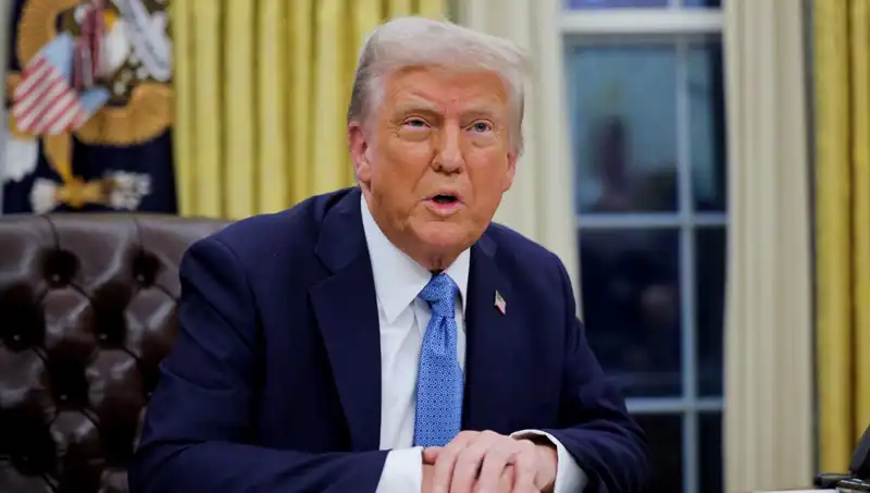 Trump'tan Sert Uyarı: İran'dan Petrol Alan Ülkelere Yaptırım Geliyor!