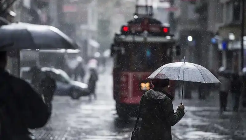 Güneşli Havalara Bir Gün Ara: Sağanak Yağış Geliyor!