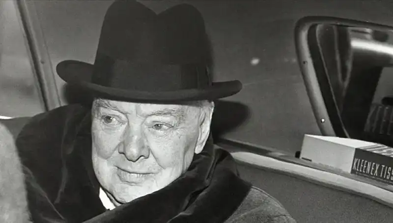 Tarihi Londra Evi: Churchill’in Bekar Evi 3,75 Milyon Sterline Satışta!
