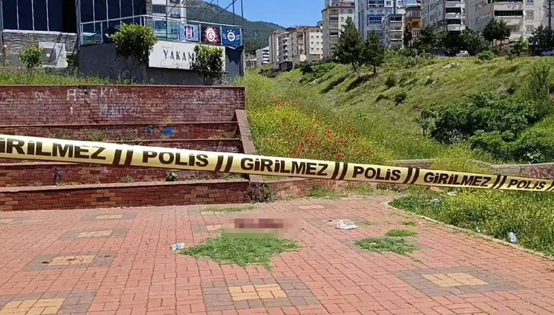 Kahramanmaraş'ta Bıçaklı Kavgada Kan Aktı: Bir Kişi Ağır Yaralı