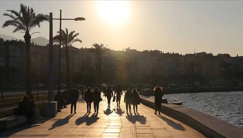 Hem Güneş Hem Yağmur: Bu Hafta Sonu Hava Durumu Detayları
