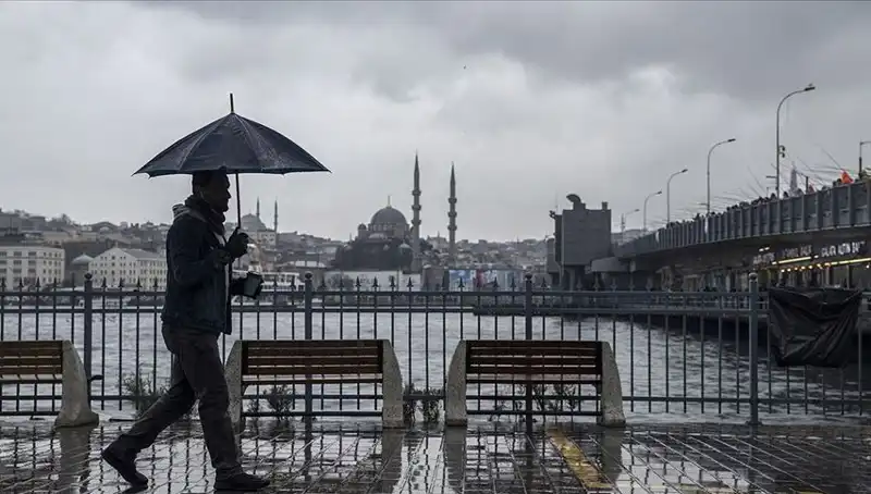 İstanbul'a Bahardan Kışa: Yağmur ve Kar Müjdesi Geldi!