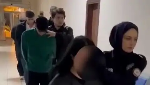 Silah Zoru ile Telefon Gaspı: 5 Şüpheli Kıskıvrak Yakalandı