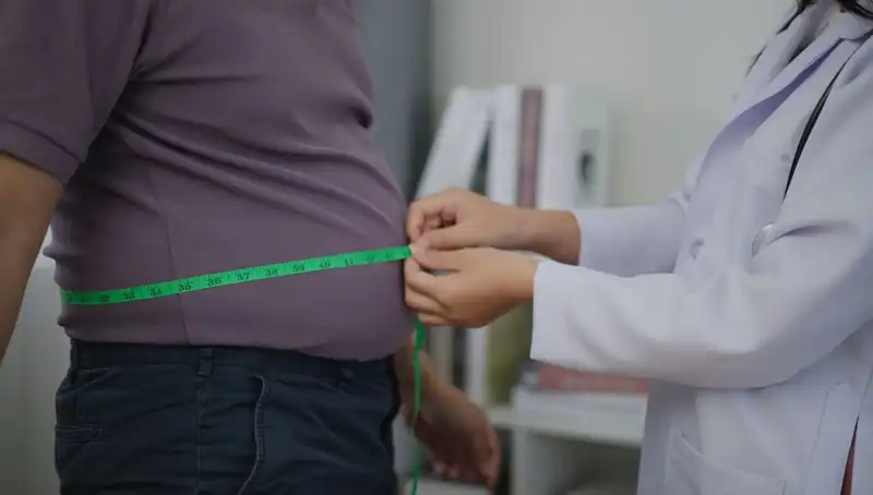 24 Yaşında İki Besinle Hayatını Değiştiren Genç: 137 Kilodan 47 Kilo Verdi!